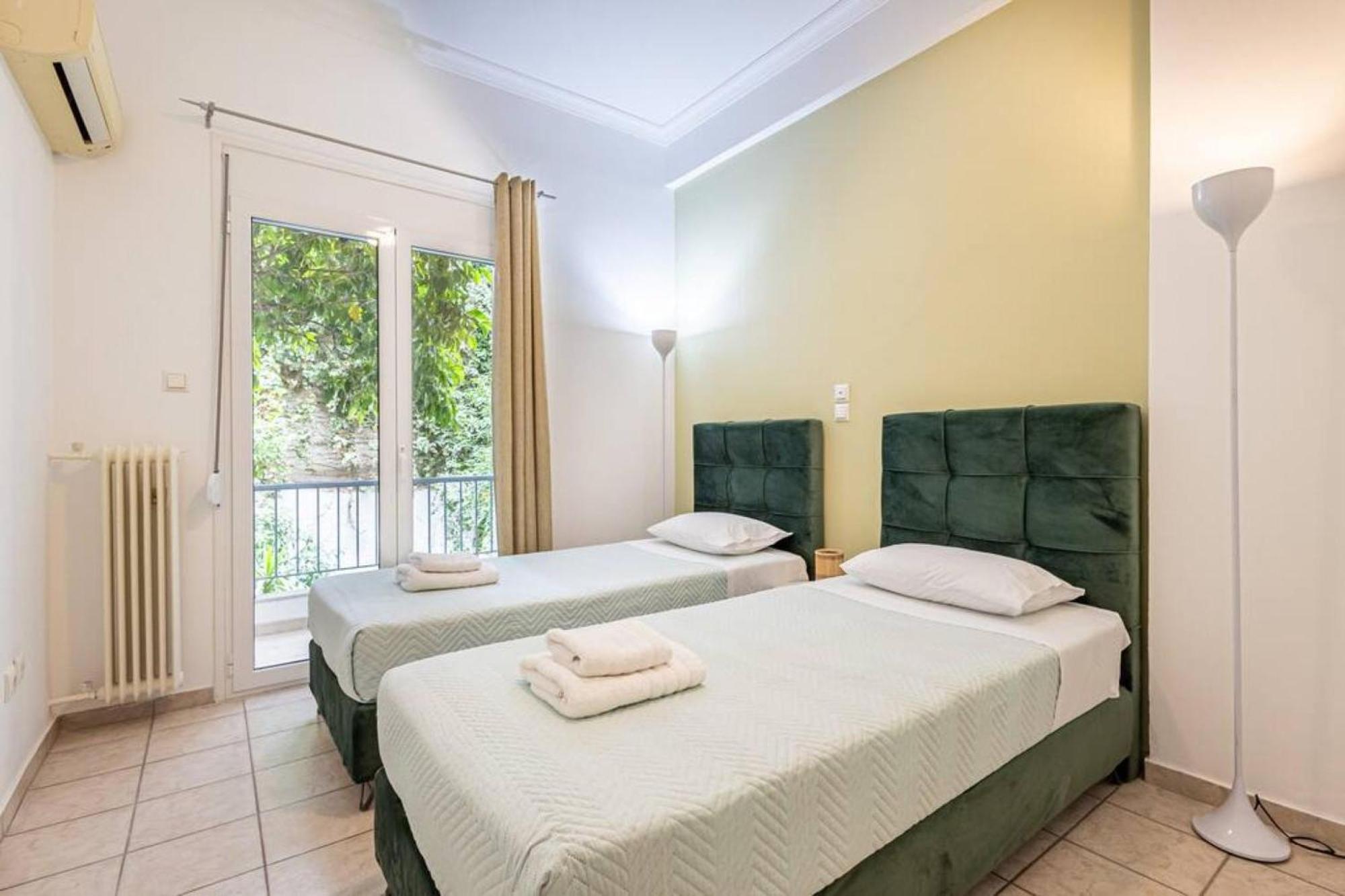 Acropolis Stylish 2Br Apartment - Center Of Athens Luaran gambar